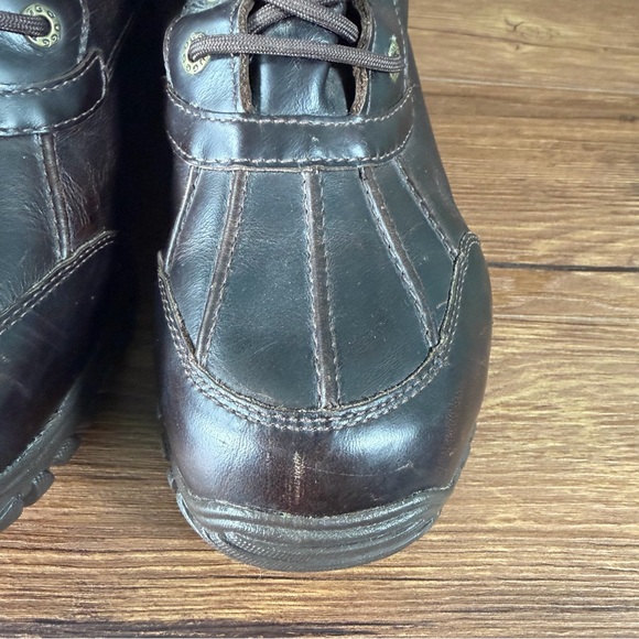 UGG ‘Adirondack’ Leopard Print Lace Up Boots Women’s Size 10 Leather Shoes - Picture 5 of 13